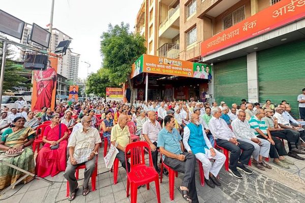 नगरसेविका डॉ. कुंदाताई भिसे यांच्या पुढाकारातून NCMC कार्ड वितरण